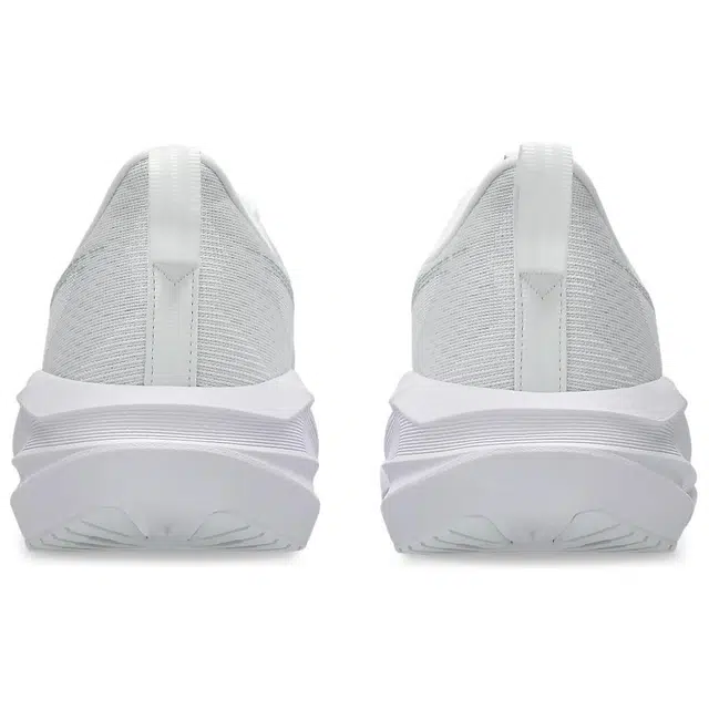 Asics NOVABLAST 5