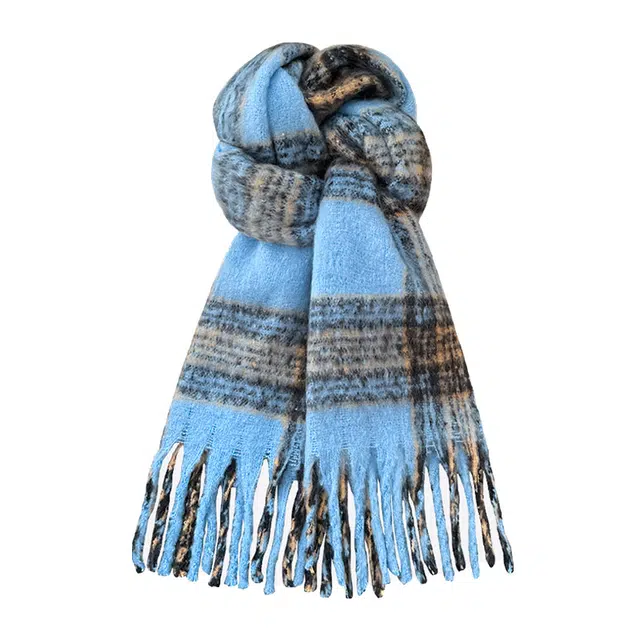 啄木鸟 韩系高级克莱因蓝毛绒秋冬季加厚加宽保暖防寒氛围感百搭新款流苏 绒线围巾 男女同款情侣款