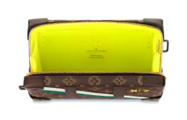 LOUIS VUITTON Trunk