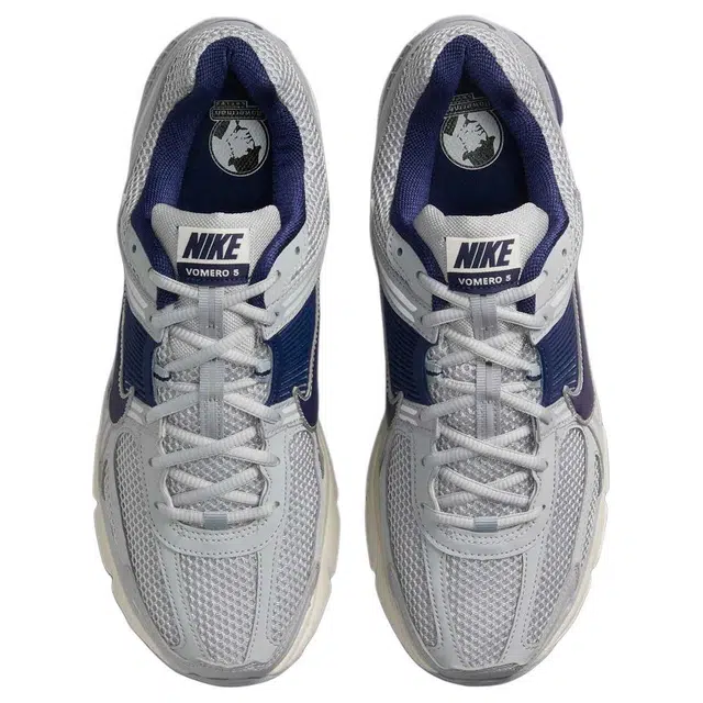 Nike Air Zoom Vomero 5 "Yankees"