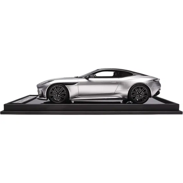 MH MOTOHEILX 118 DB12 Coupe