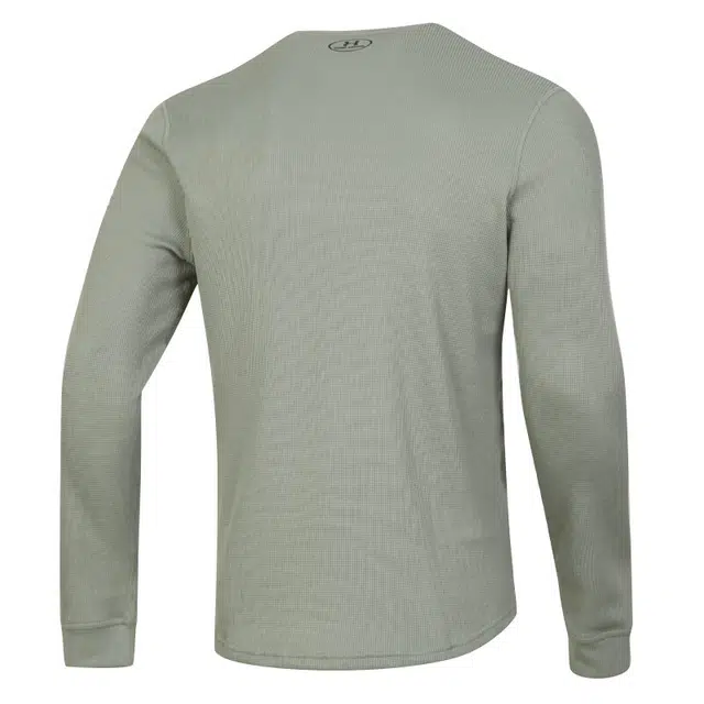Under Armour T