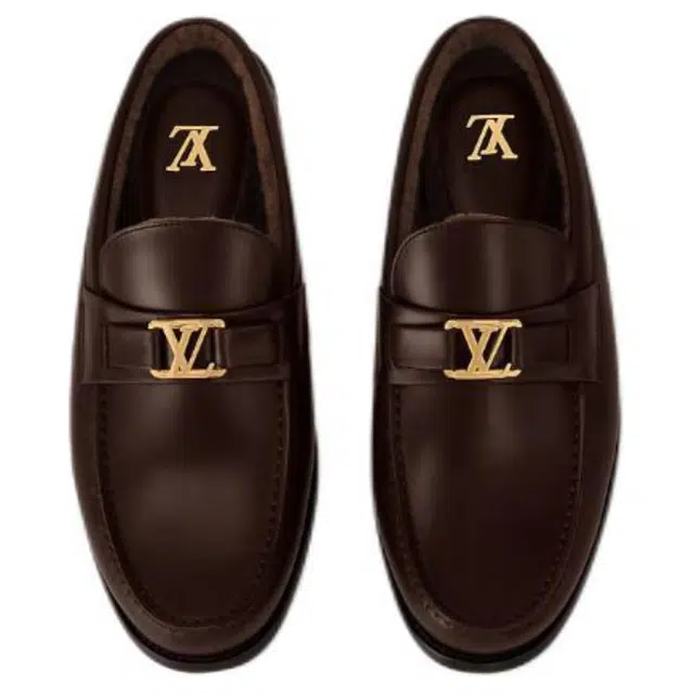 LOUIS VUITTON Major