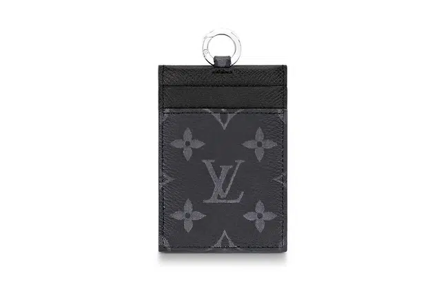 LOUIS VUITTON ON STRAP Logo