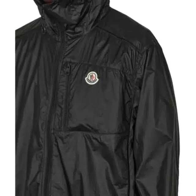 Moncler FW24 Mendes Logo