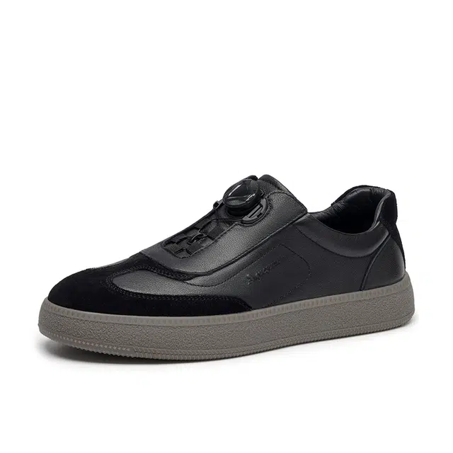 AQUASCUTUM