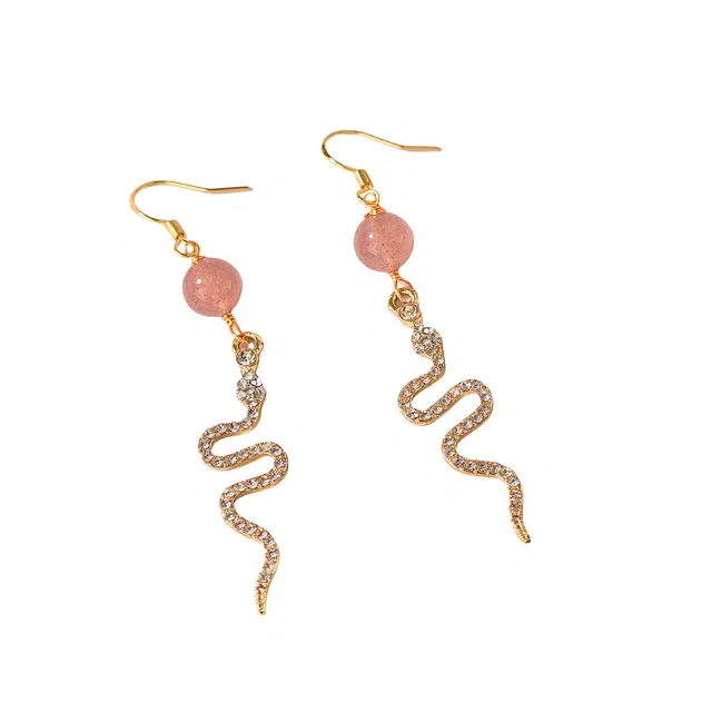 石在行 小众轻奢气质 复古高级感 草莓晶耳坠独特耳饰 合金 耳线 女款