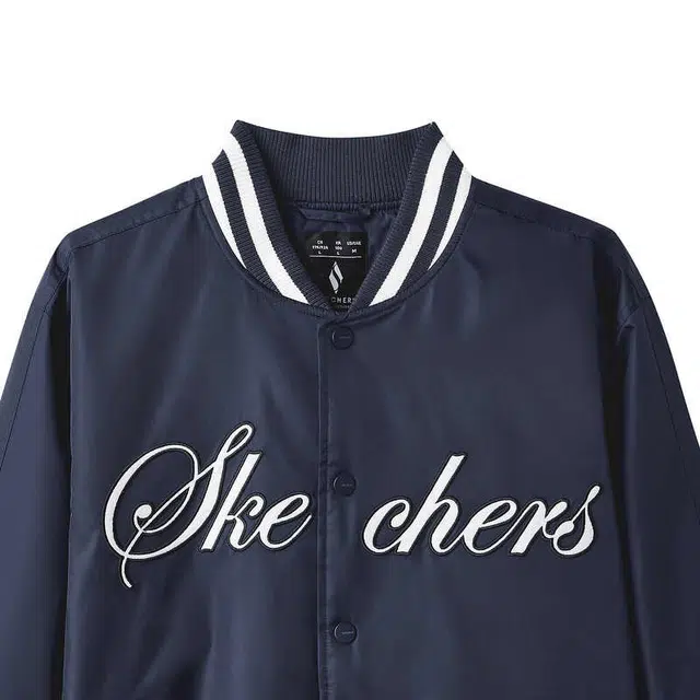 Skechers