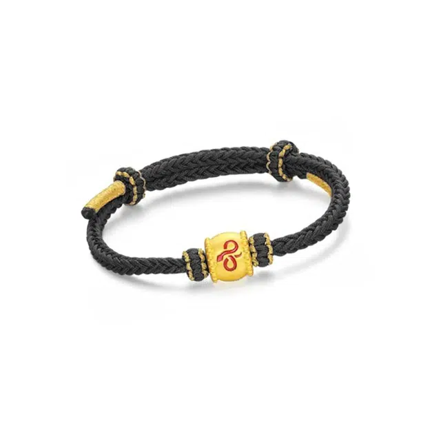 999