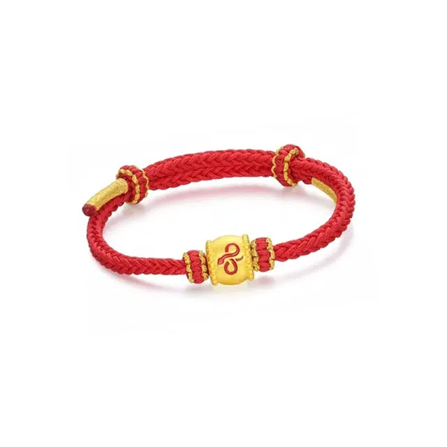 999