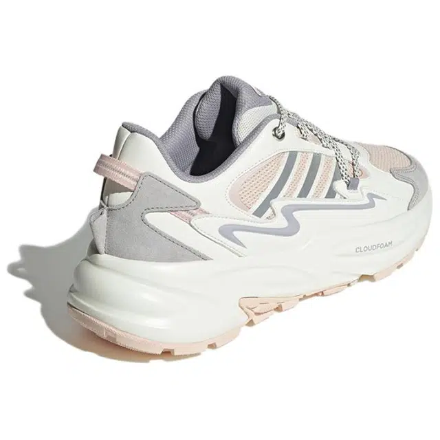 adidas Ozwave SURGE
