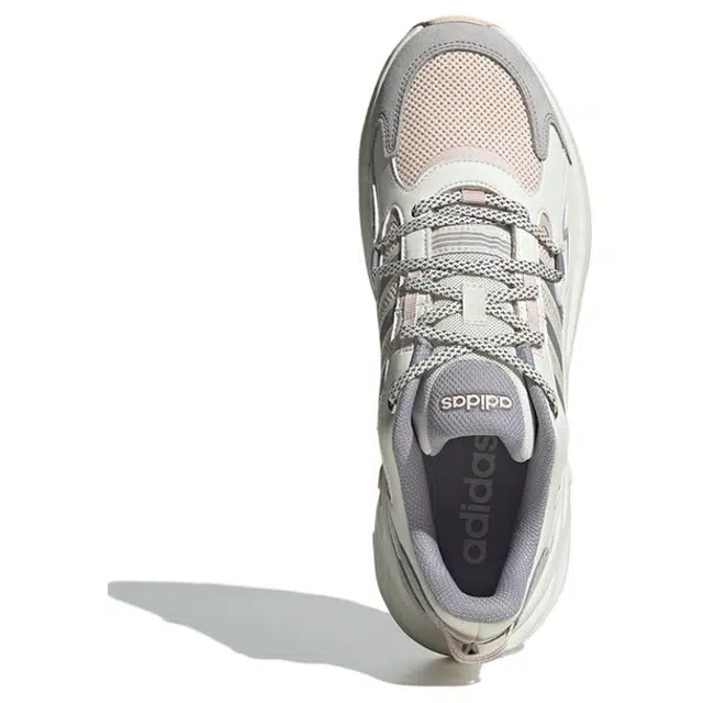 adidas Ozwave SURGE