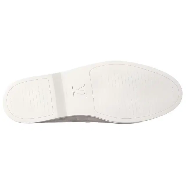 LOUIS VUITTON Estate