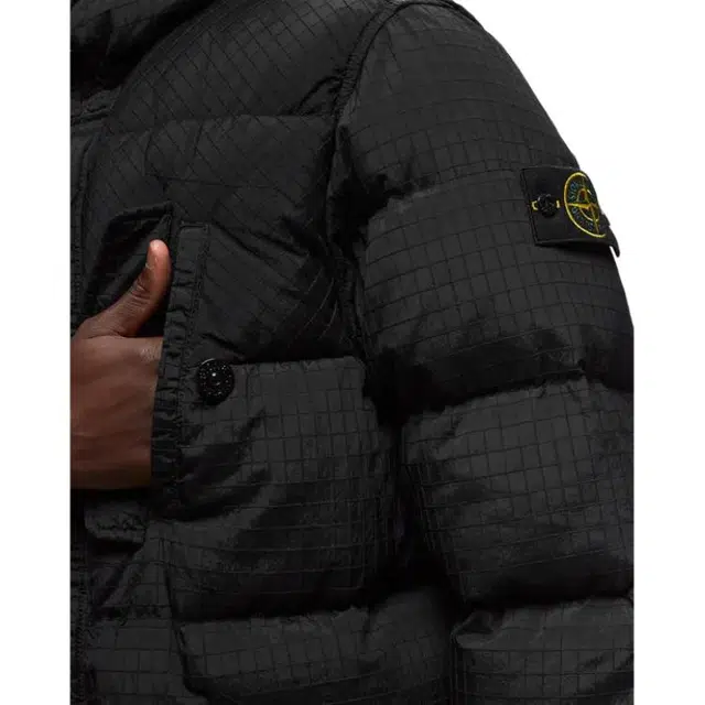 STONE ISLAND