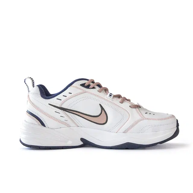 Nike Air Monarch 4