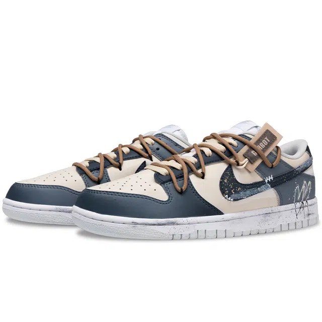 Nike Dunk Low Retro
