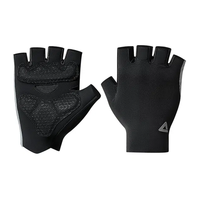 匹克 护掌 透气不闷热 双重防滑减震跑步漏指 耐磨耐用 高颜值 氨纶锦纶聚氨酯 运动手套 男女同款情侣款