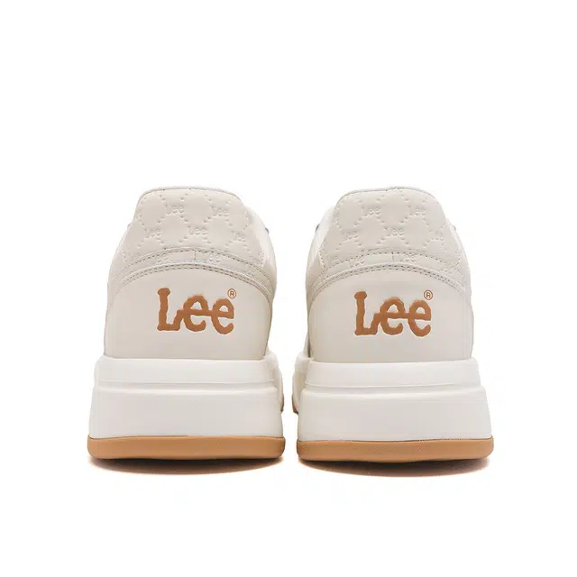 Lee