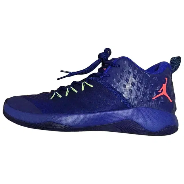 Jordan Extra Fly