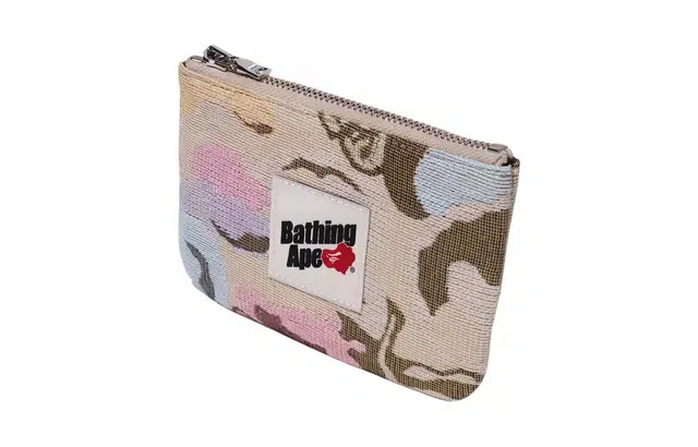 A BATHING APE
