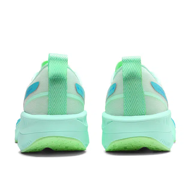 金莱克 舒适潮流减震防滑透气 低帮 尼龙碳板 马拉松跑步鞋 男女同款 冰翠绿