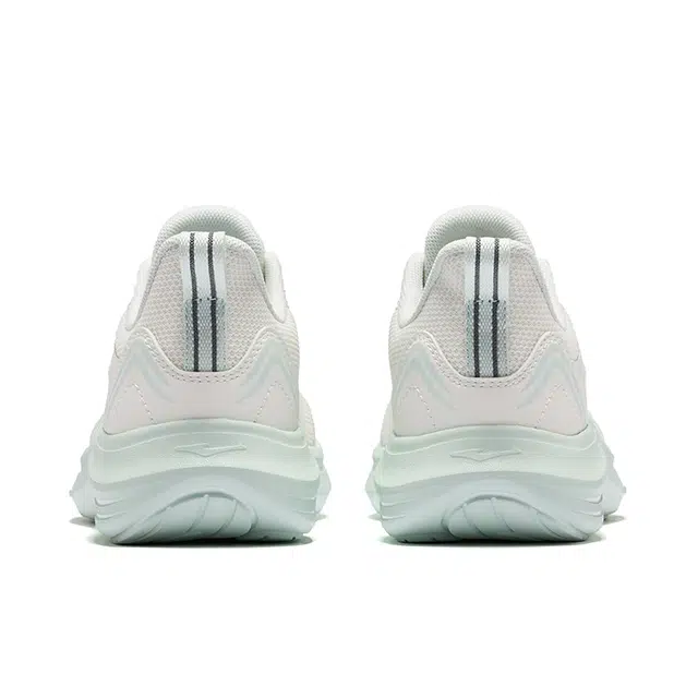 鸿星尔克 舒适透气 织物减震回弹 低帮跑步鞋 女款 微晶白冰清绿