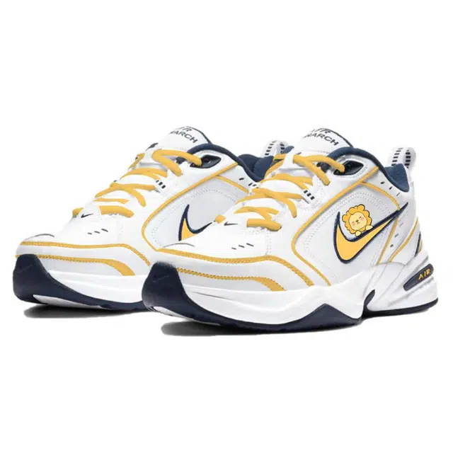 Nike Air Monarch 4