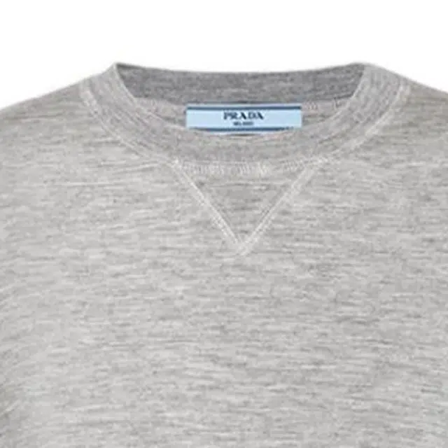 PRADA FW22 T