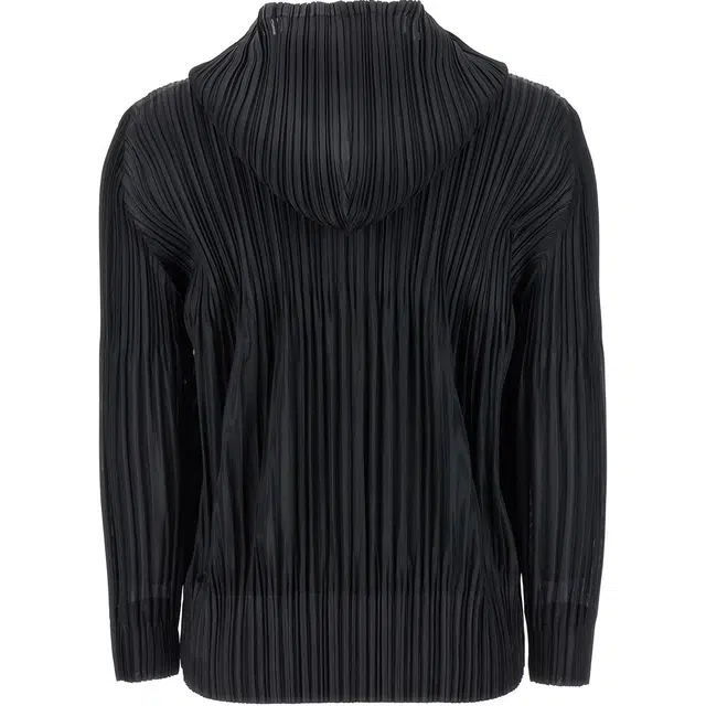 PLEATS PLEASE ISSEY MIYAKE