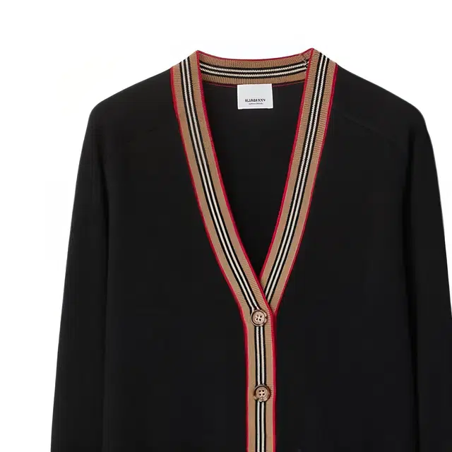 Burberry SS24 V