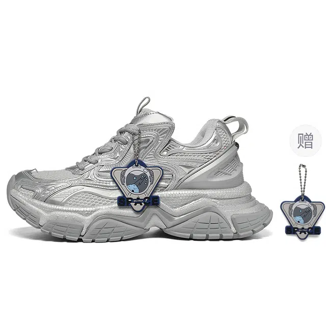 SK.TRIP Low Top Dad Sneakers