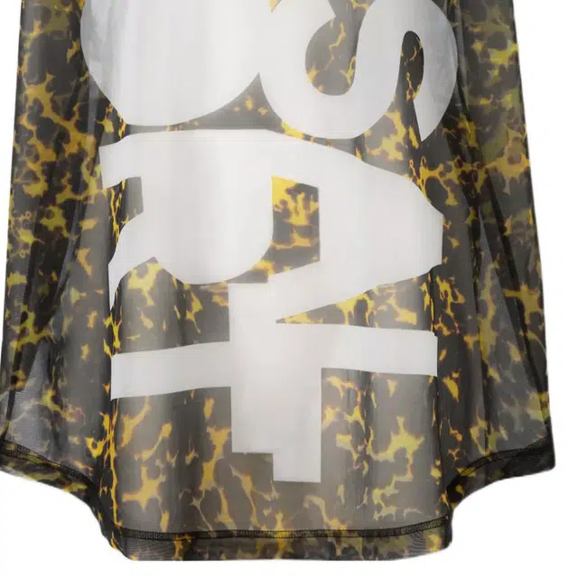 Burberry SS22 T
