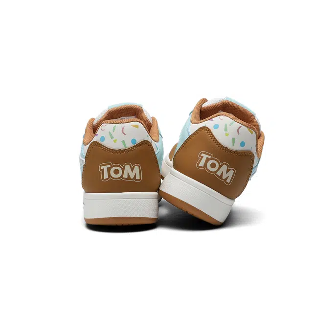TALKING TOM
