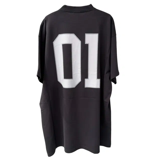 Balenciaga FW24 T