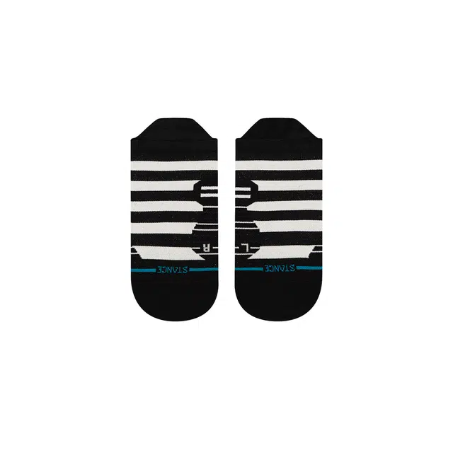 Stance 218 1