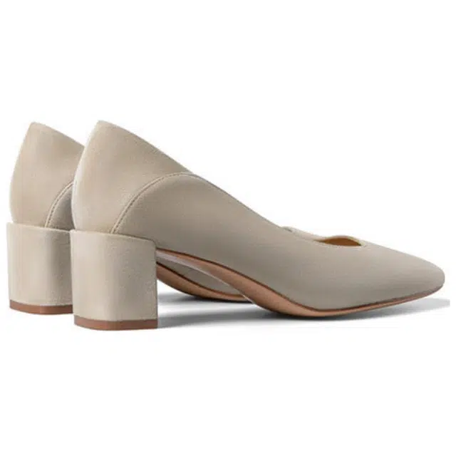 NINE WEST