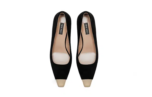 NINE WEST