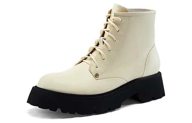 NINE WEST