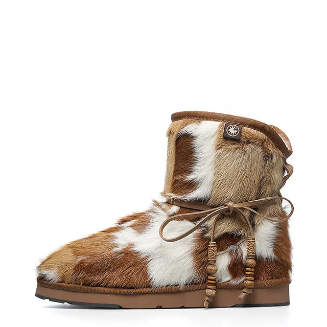 AU&MU Short Sheepskin Snow Boots White
