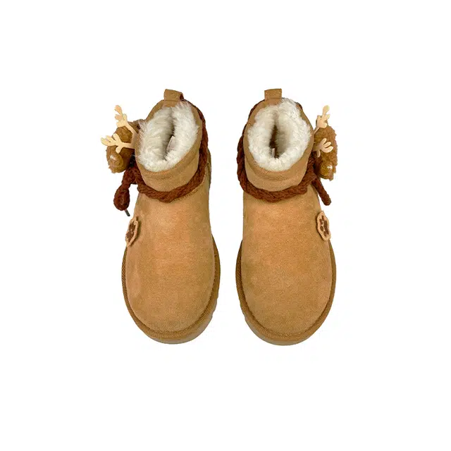 UGG