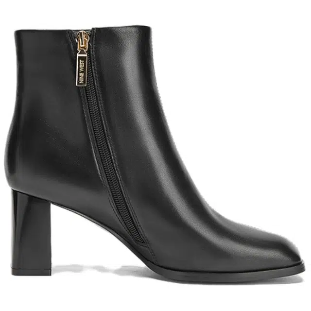 NINE WEST