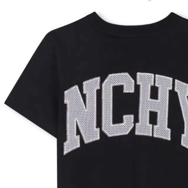 GIVENCHYT FW24 logo