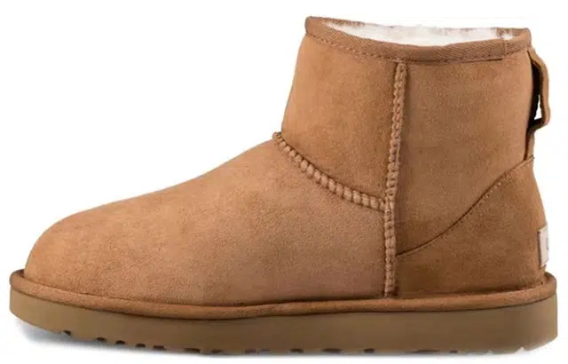 UGG CLASSIC MINI