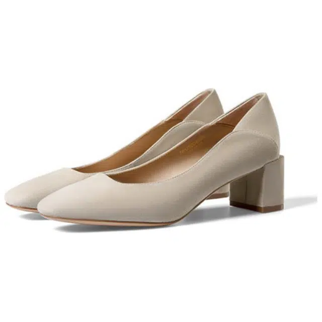 NINE WEST