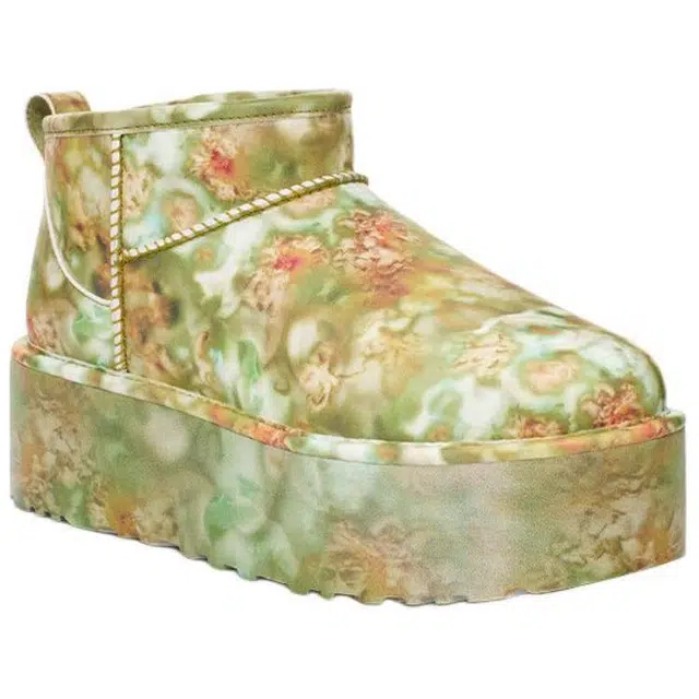 COLLINA STRADA x UGG