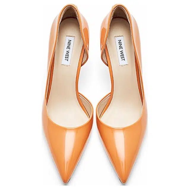 NINE WEST
