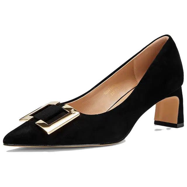 NINE WEST