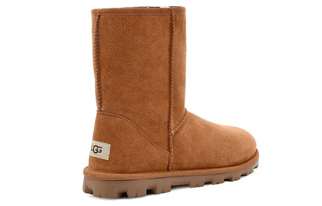 UGG Essential Short II