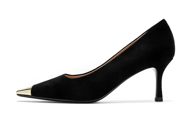 NINE WEST
