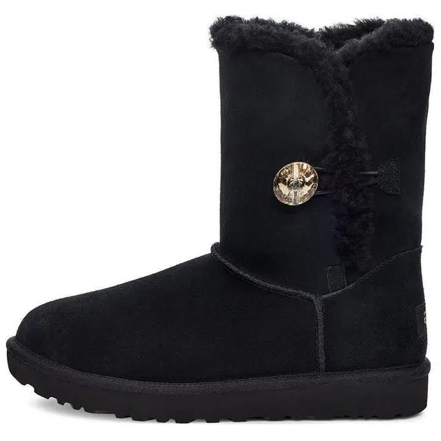 UGG Bailey Button II